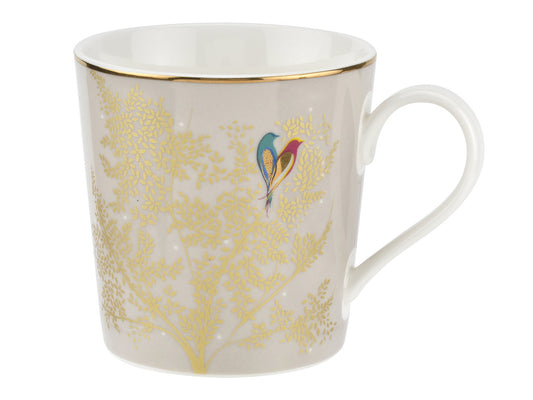 Elevate your collection with the Sara Miller London Chelsea Light Grey Mug, a stunning addition. Adorned with intricate gold detailing and adorned with striking birds, it exudes sophistication as a statement piece